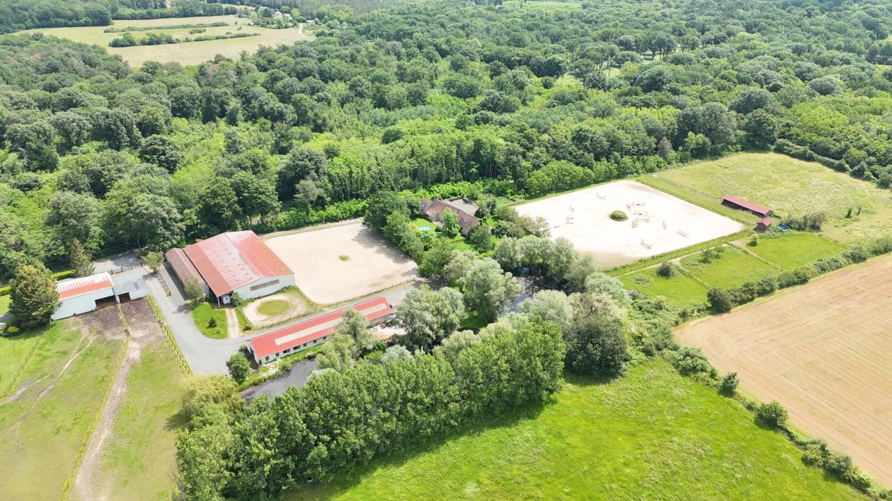 Scuderia per proprietari In vendita Loiret