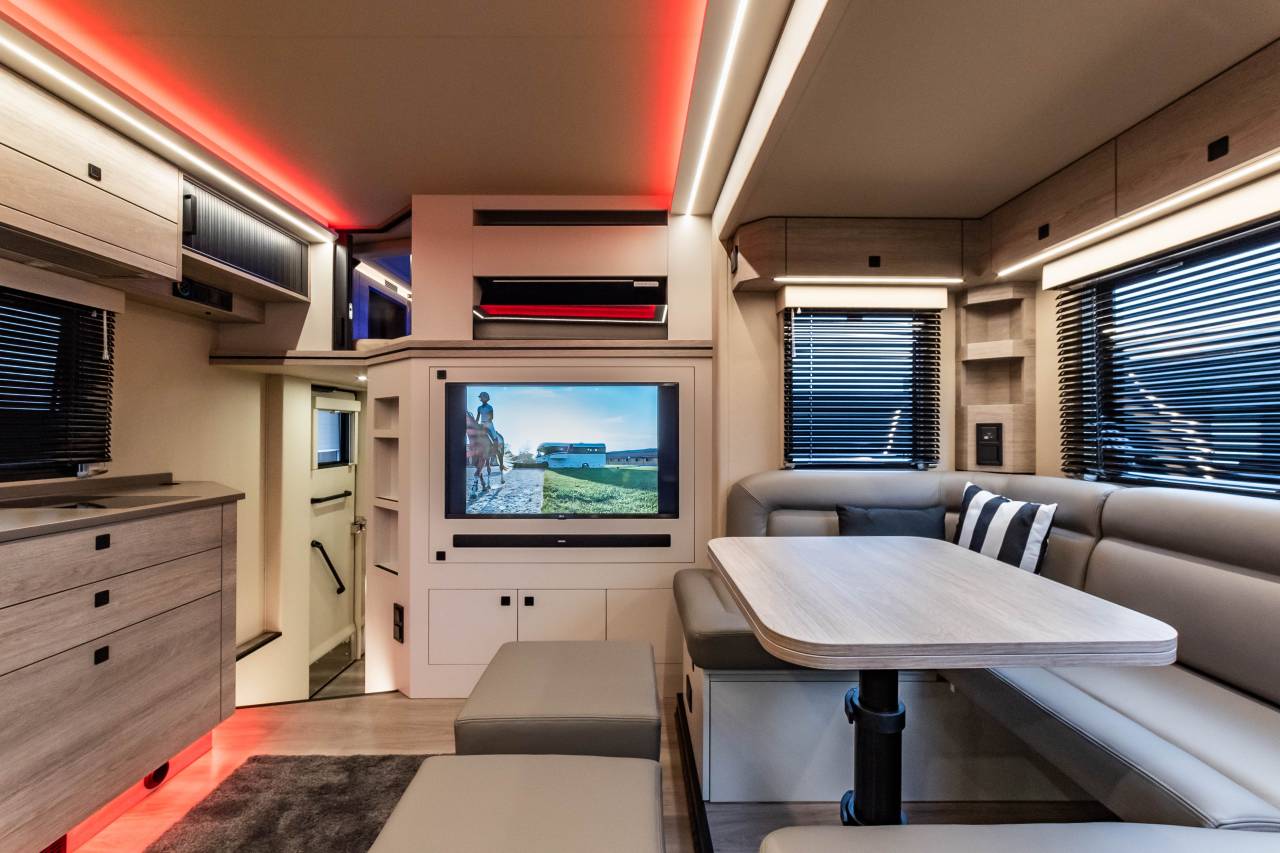 Camion per Cavalli Krismar Professionnelle / Exclusive 2023 Nuovo