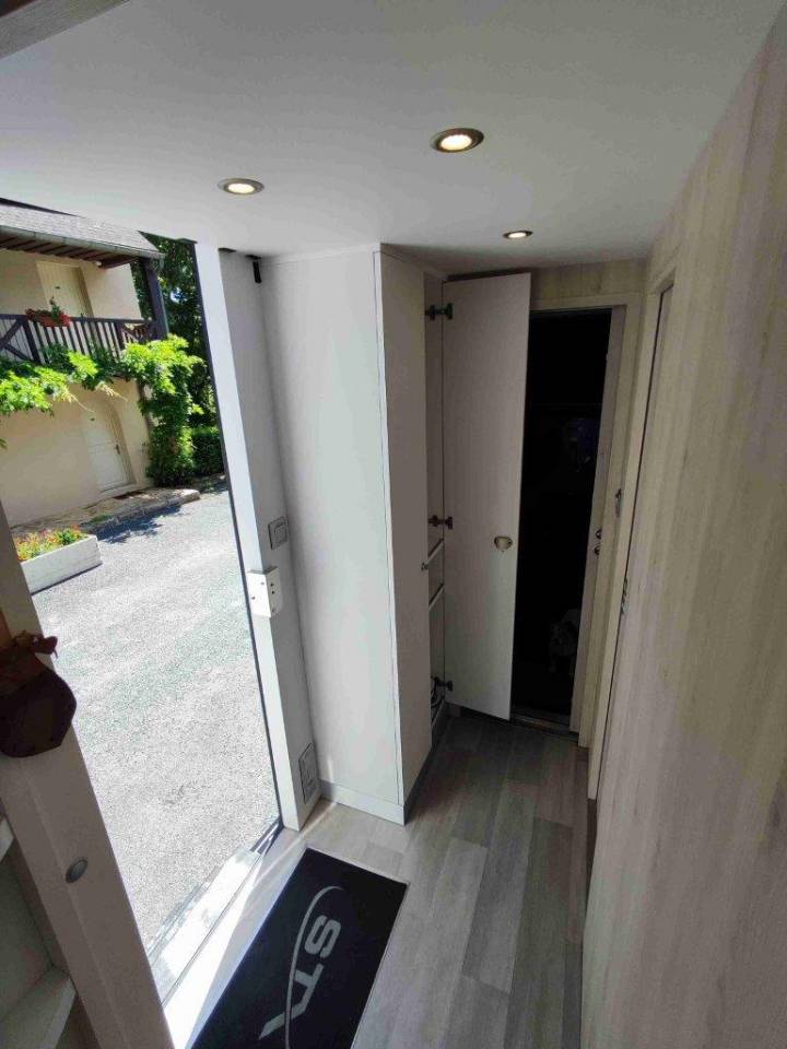 Camion per Cavalli STX MERCEDES 2018 Occasione