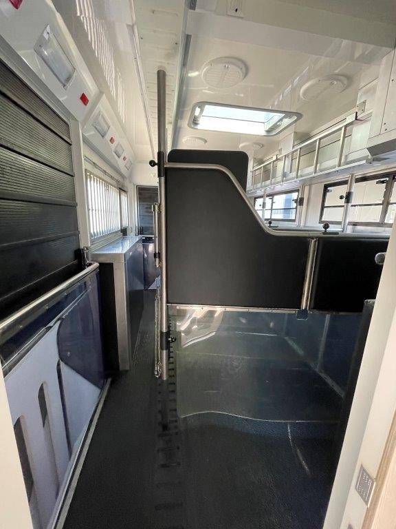 Camion per Cavalli STX MERCEDES 2018 Occasione