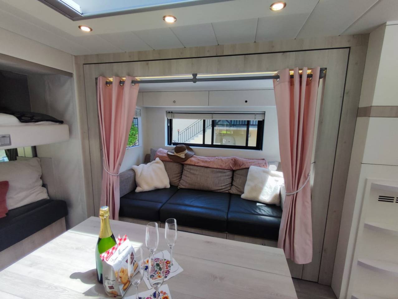 Camion per Cavalli STX MERCEDES 2018 Occasione
