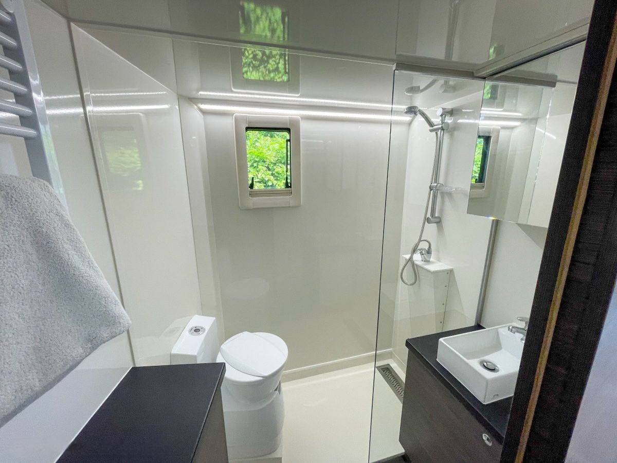 Camion per Cavalli Mercedes MERCEDES-BENZ 0 Occasione