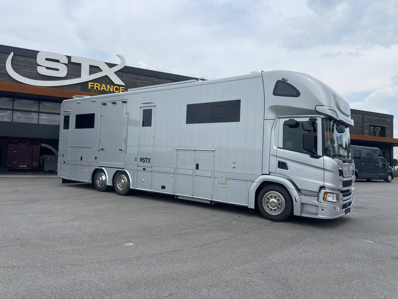 Camion per Cavalli STX  2025 Nuovo