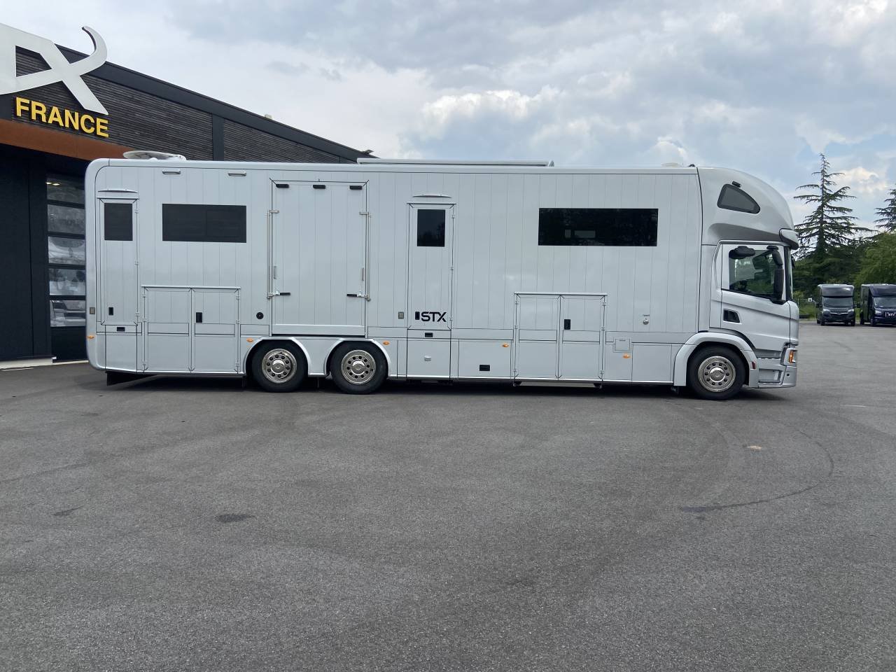 Camion per Cavalli STX  2025 Nuovo