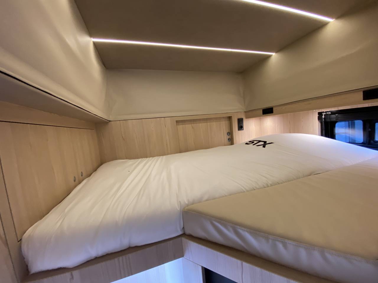 Camion per Cavalli STX  2025 Nuovo