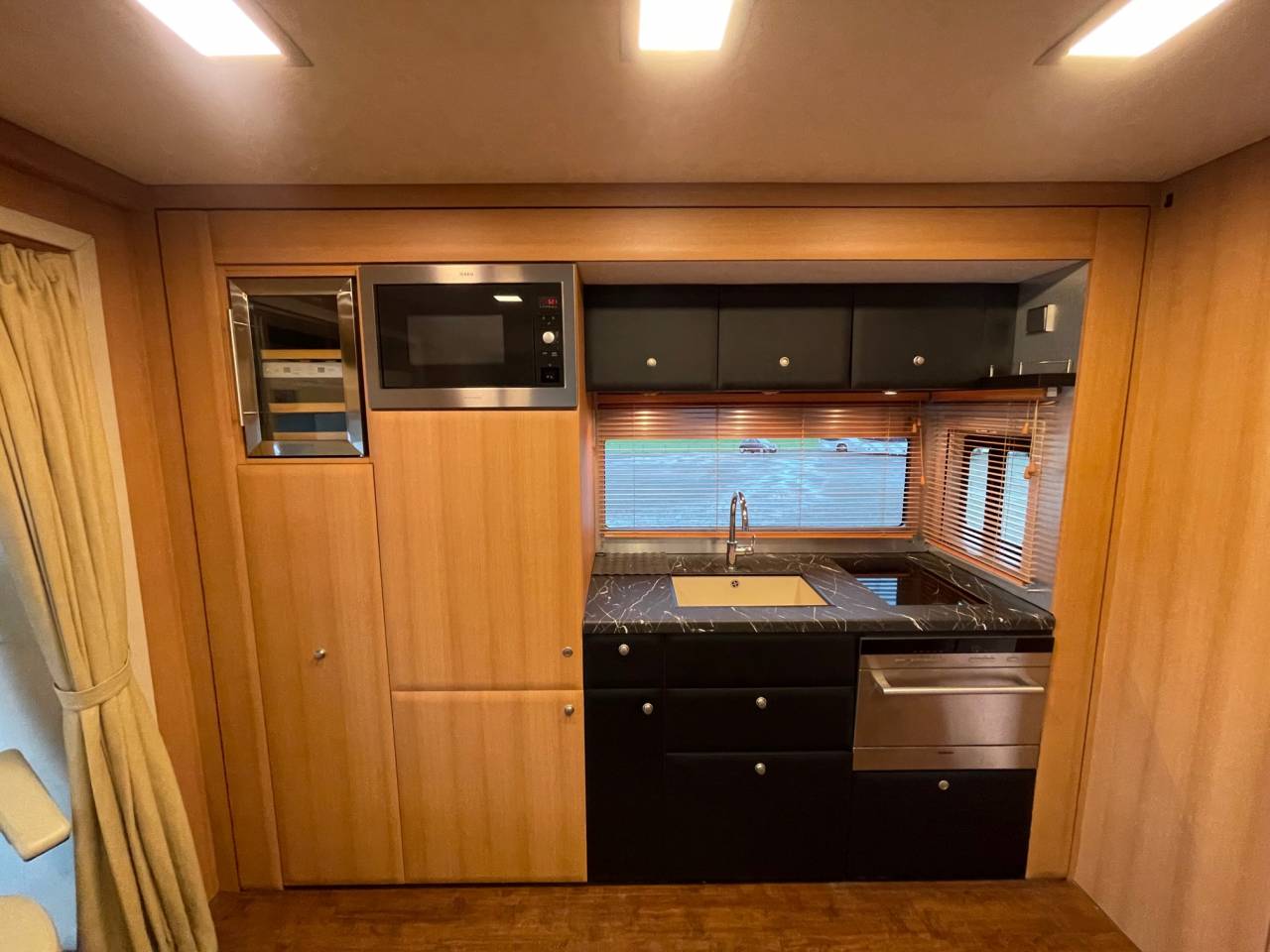 Camion per Cavalli Ketterer MERCEDES 2013 Occasione