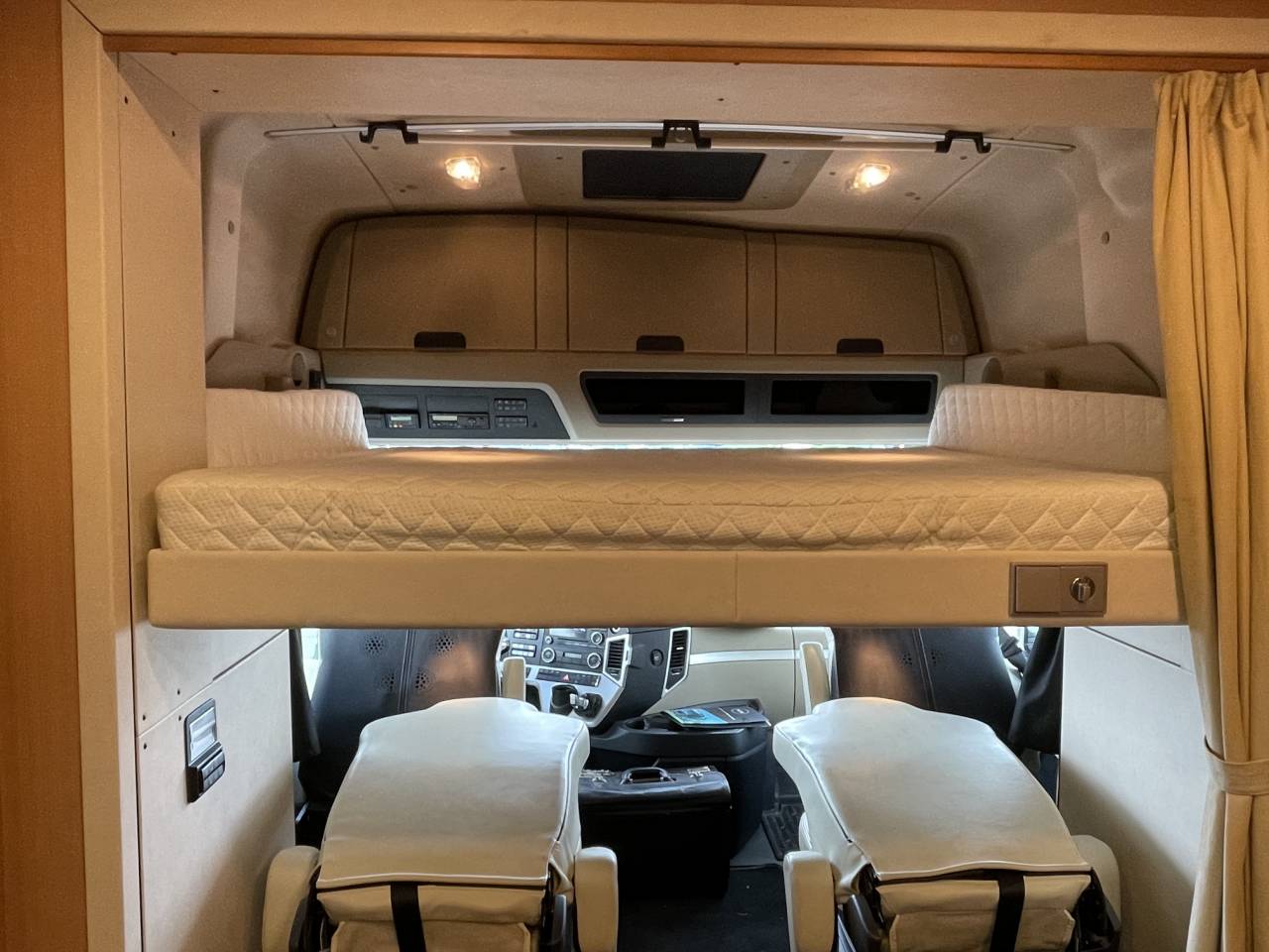 Camion per Cavalli Ketterer MERCEDES 2013 Occasione