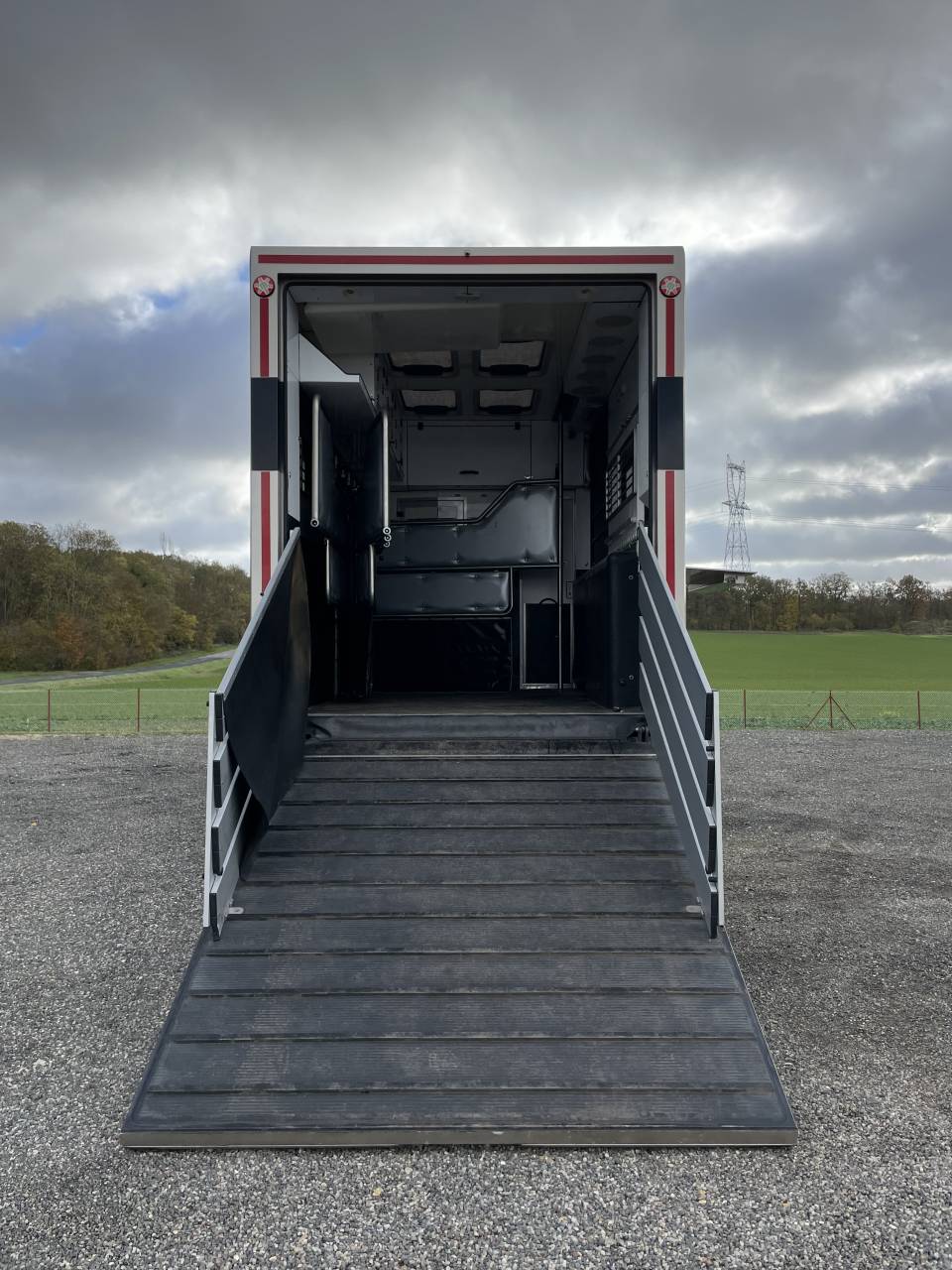 Camion per Cavalli Ketterer MERCEDES 2013 Occasione