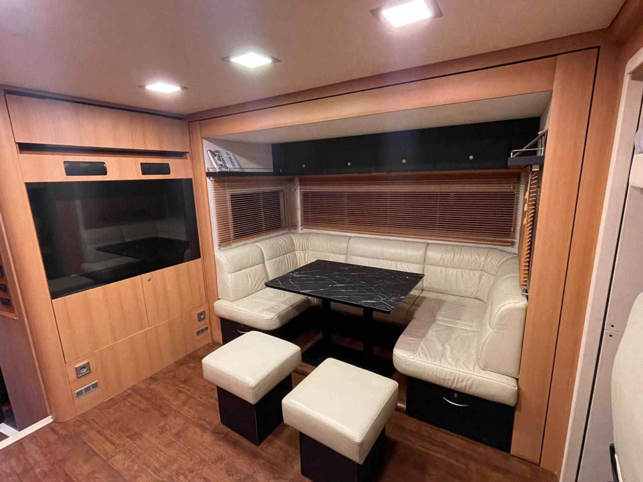 Camion per Cavalli Ketterer MERCEDES 2013 Occasione