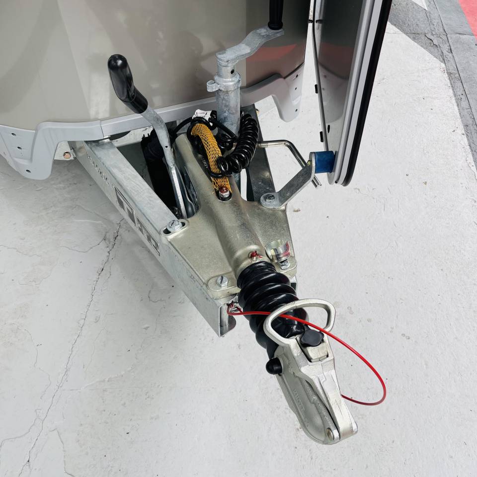 Trailer Ifor Williams Hb506mk2 2 Cavalli 2023 Nuovo