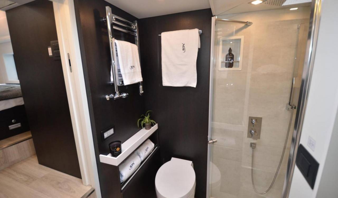 Camion per Cavalli STX MERCEDES 2020 Occasione