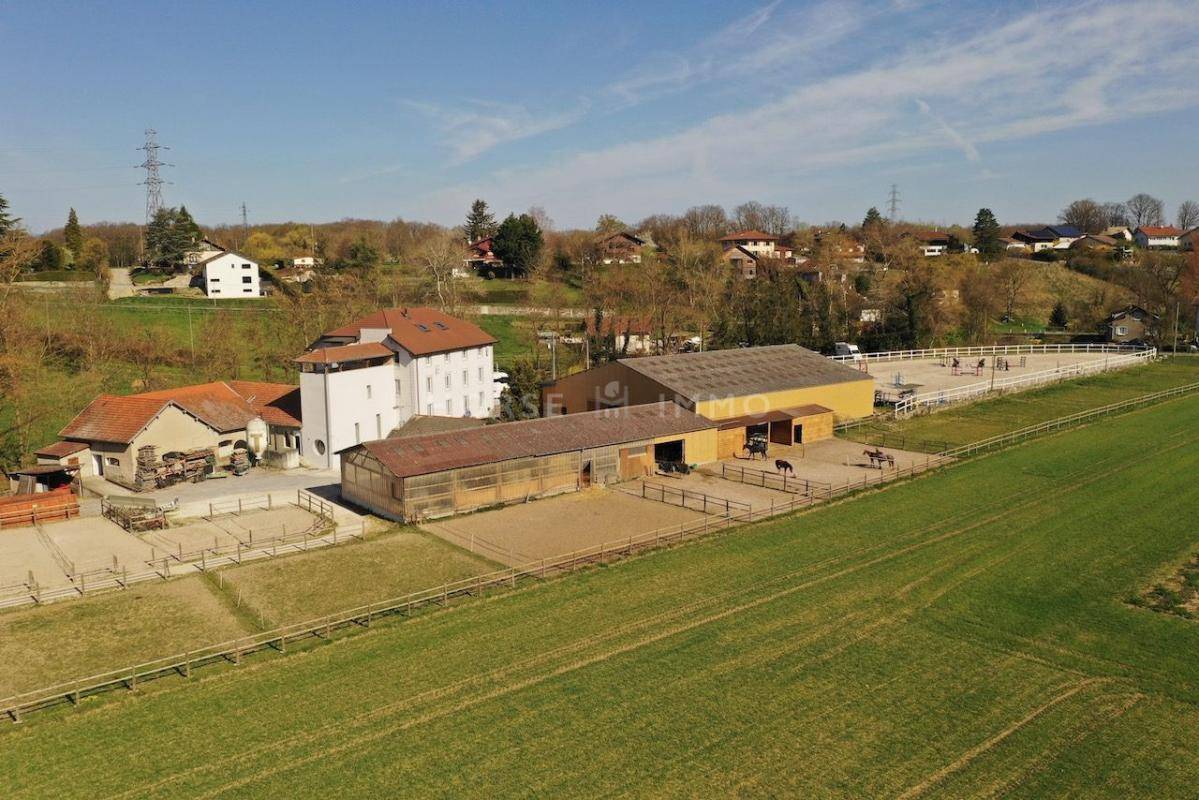 Proprietà equestre In vendita Haute-Savoie