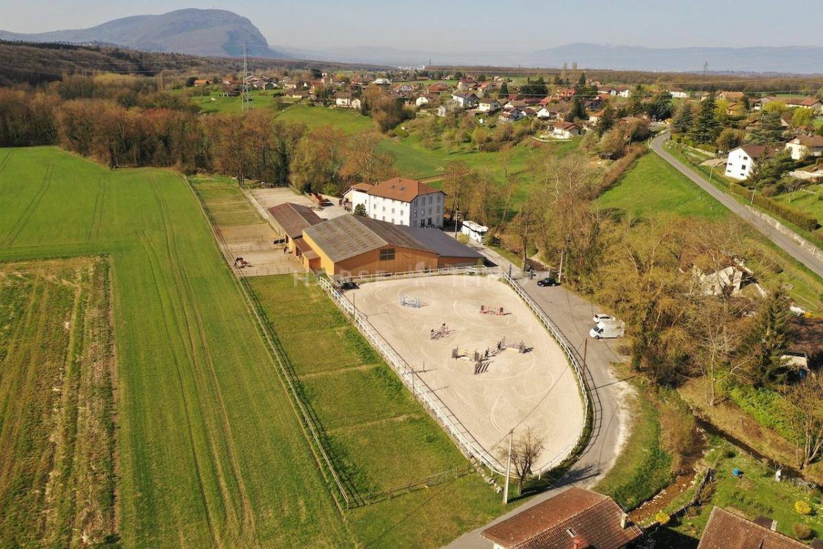 Proprietà equestre In vendita Haute-Savoie
