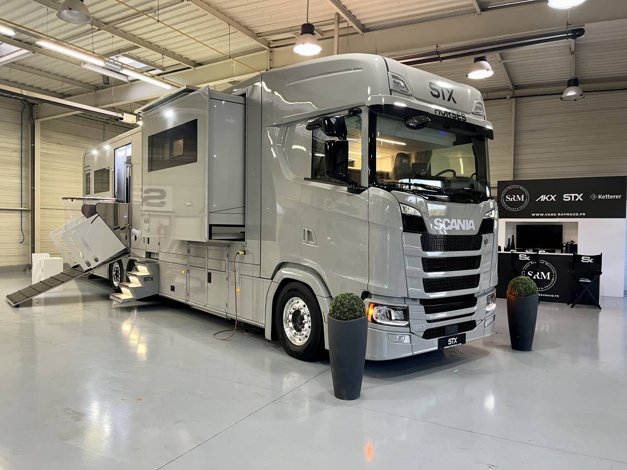 Camion per Cavalli STX SCANIA S500 2023 Nuovo