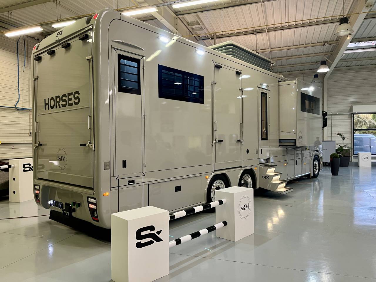 Camion per Cavalli STX SCANIA S500 2023 Nuovo