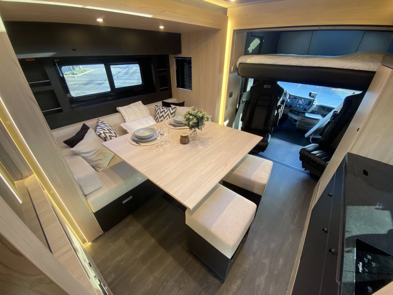 Camion per Cavalli STX  2025 Nuovo