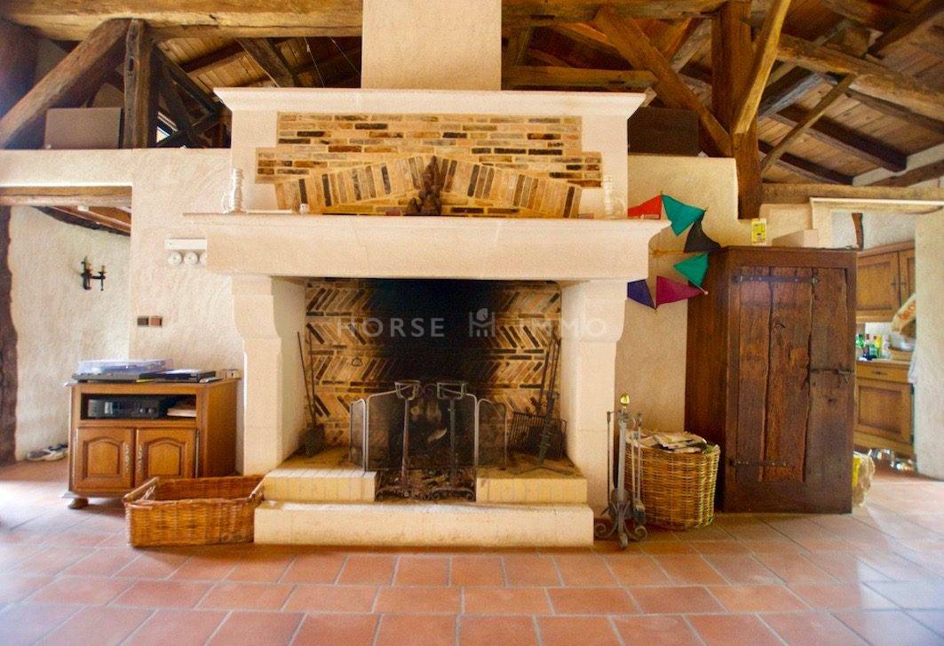 Propriet&agrave; equestre In vendita Ain