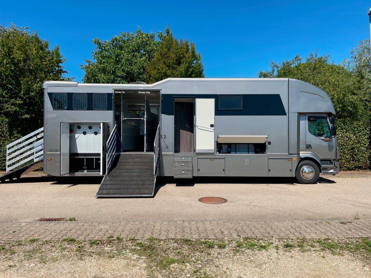 Camion per Cavalli Volvo VOLVO 0 Occasione