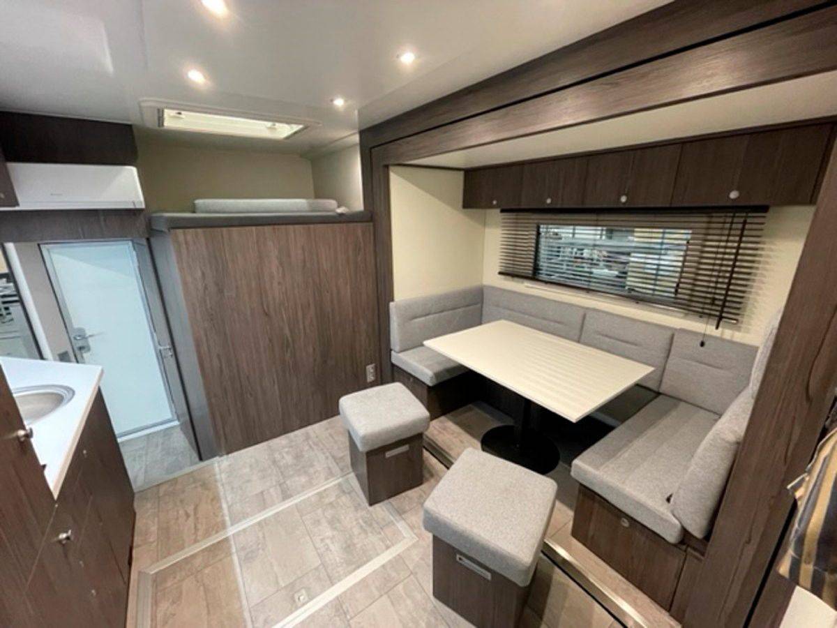 Camion per Cavalli Volvo VOLVO 0 Occasione