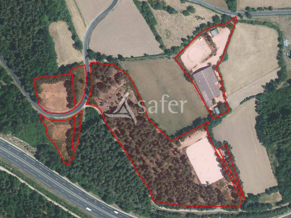 Proprietà equestre In vendita Haute-Loire