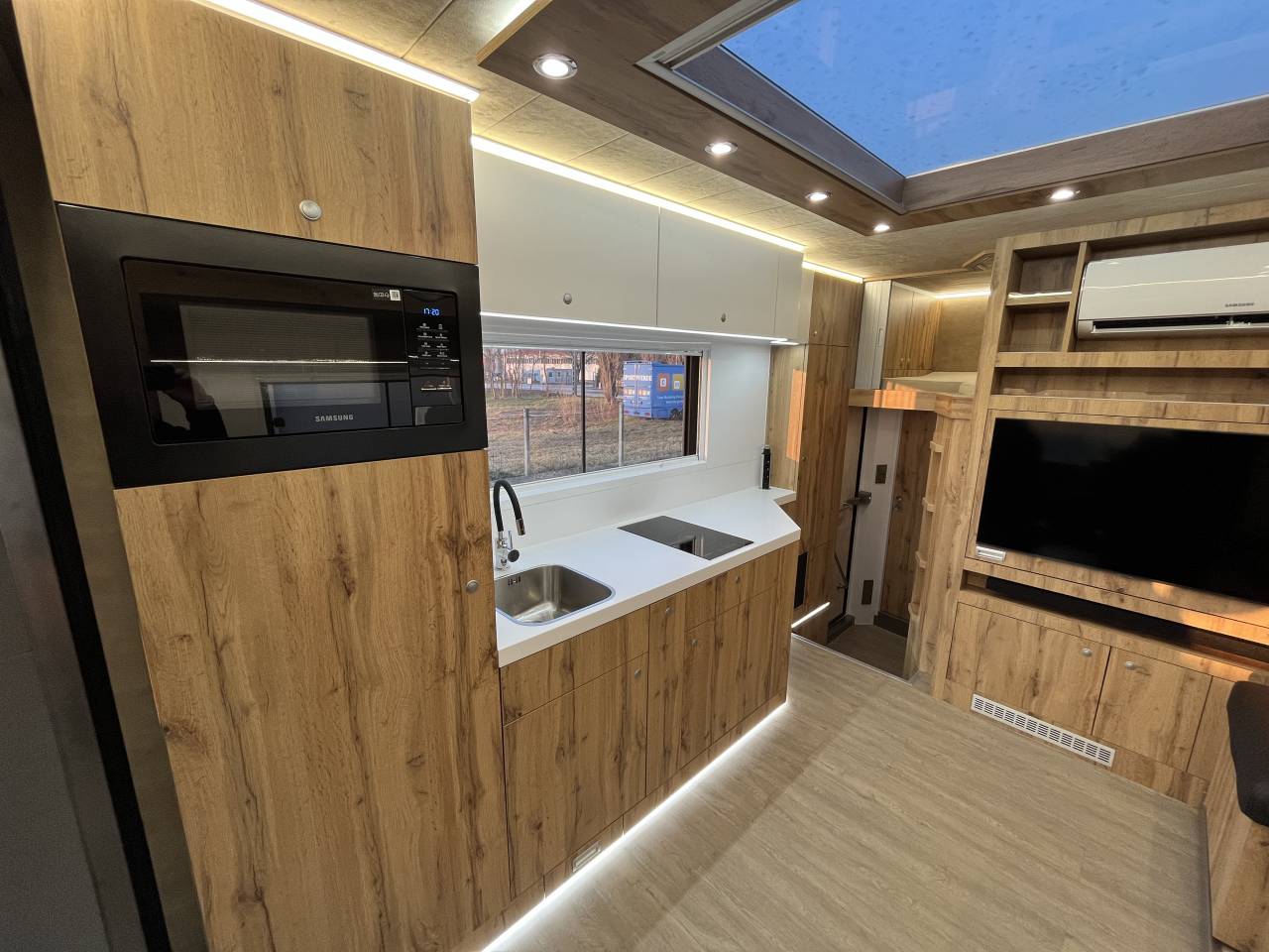 Camion per Cavalli Scania SCANIA 0 Nuovo