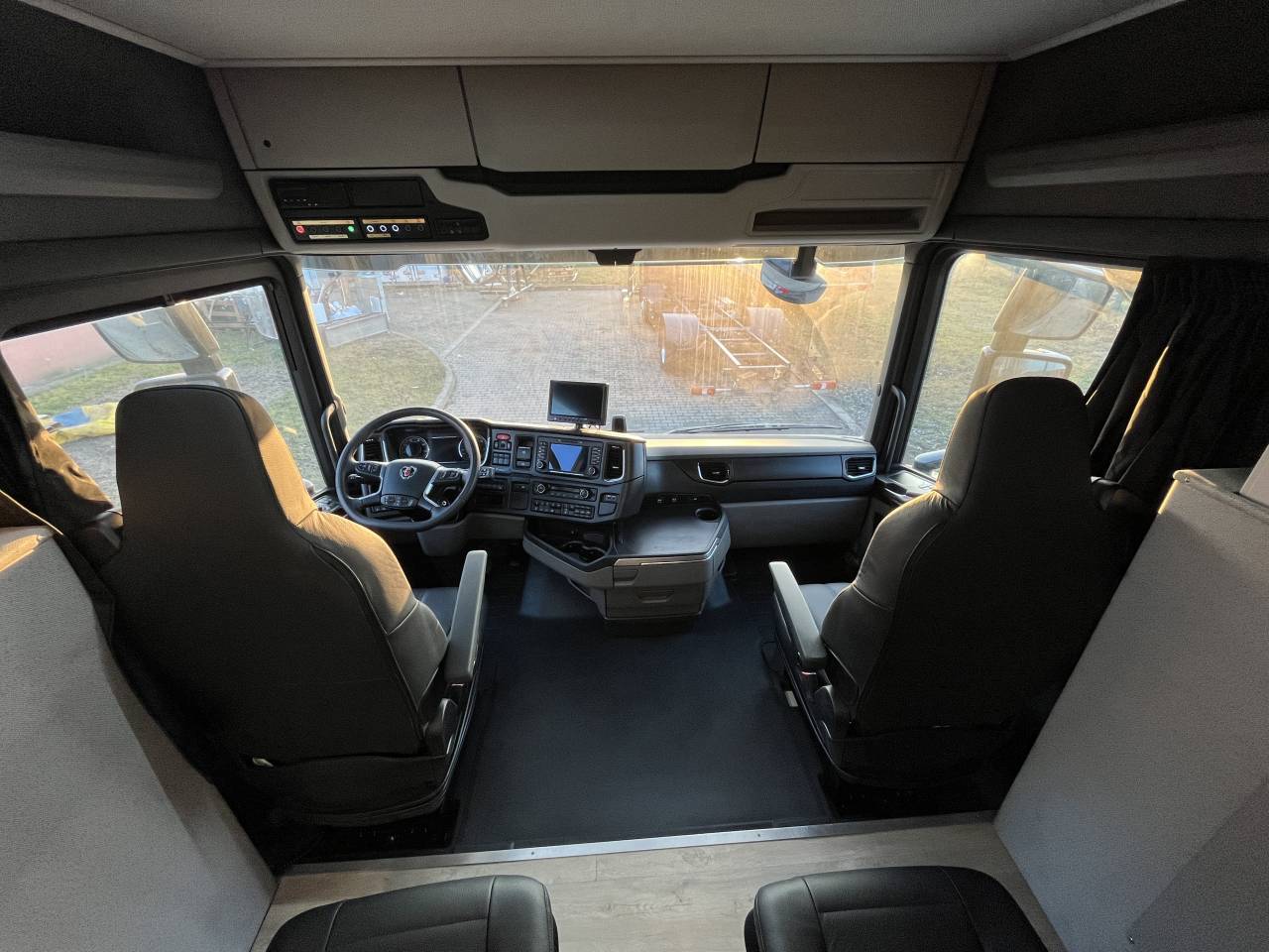 Camion per Cavalli Scania SCANIA 0 Nuovo