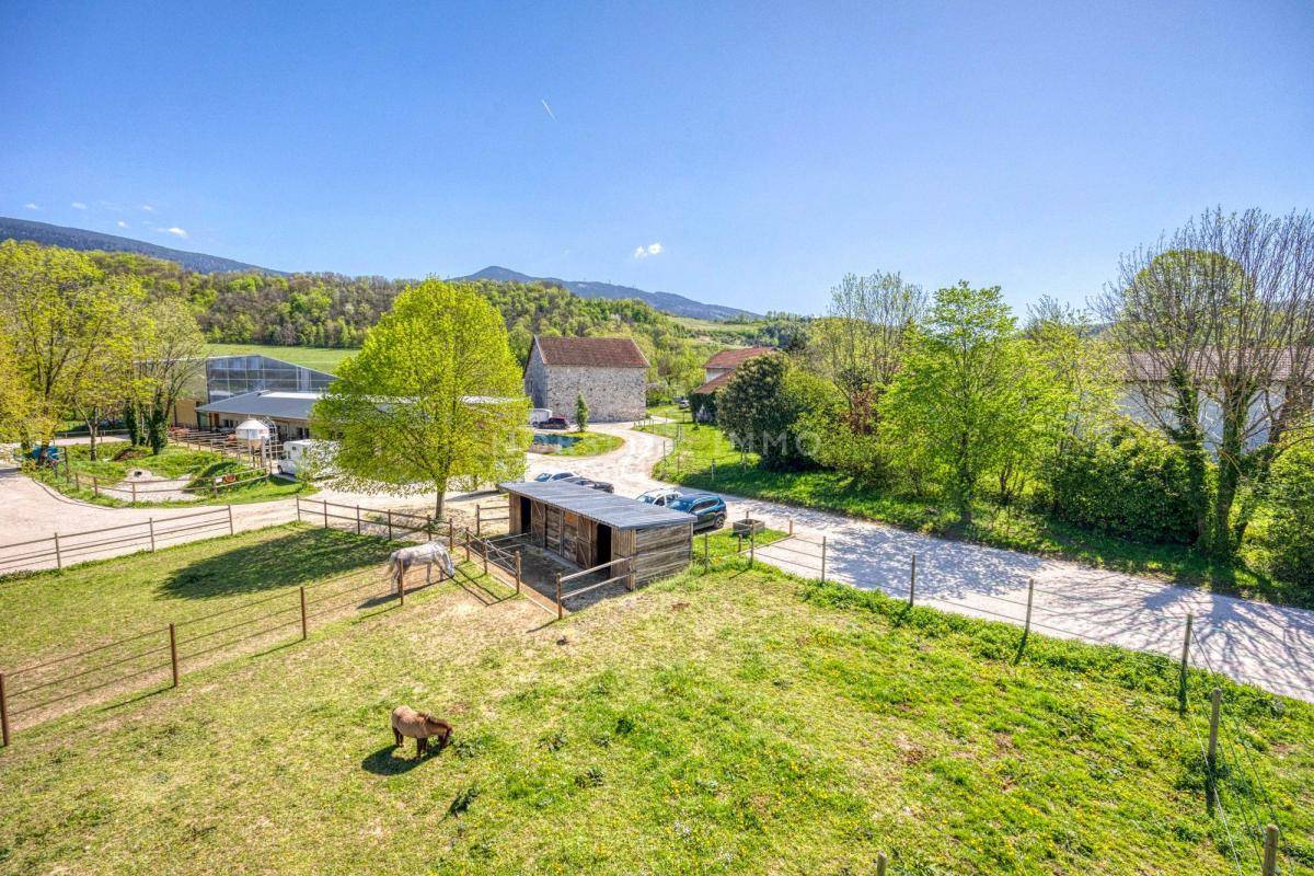 Centro di stagione cavallo In vendita Isère