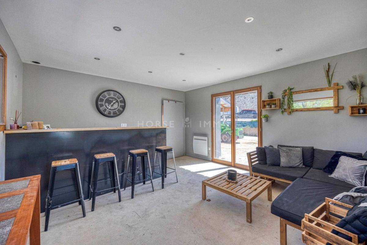 Centro di stagione cavallo In vendita Isère