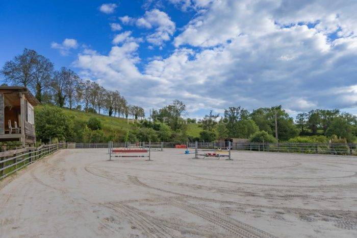 Proprietà equestre In vendita Loire