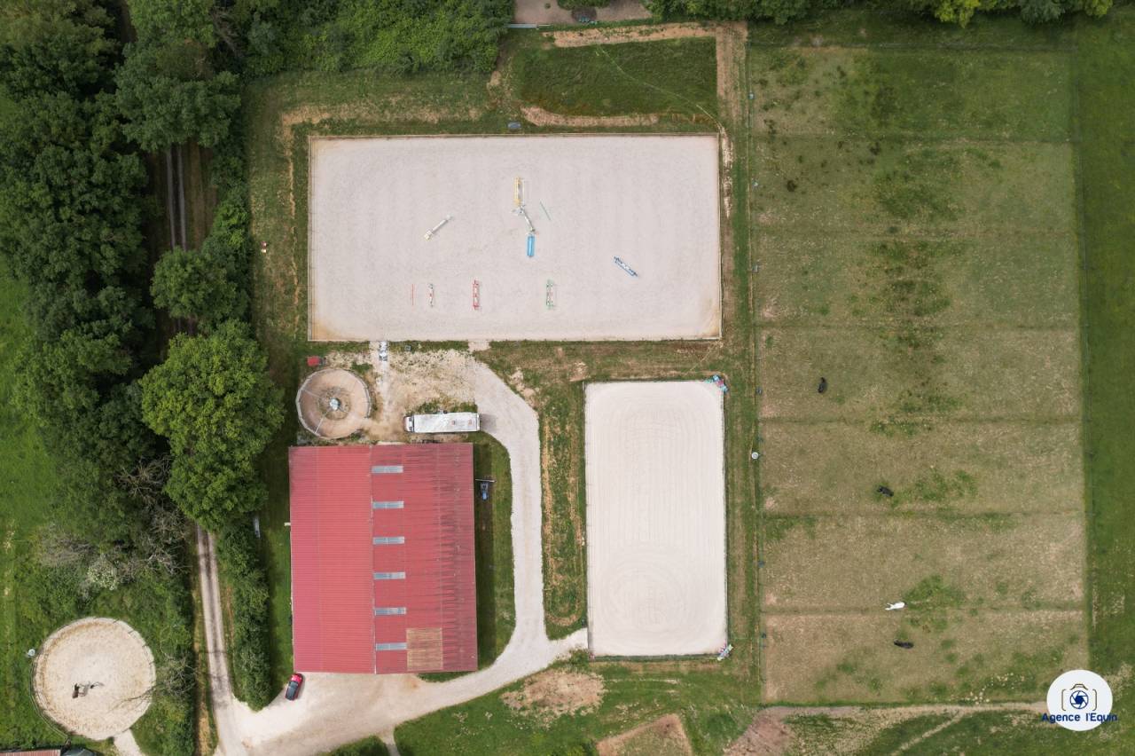 Les Ecuries de Marenoire 