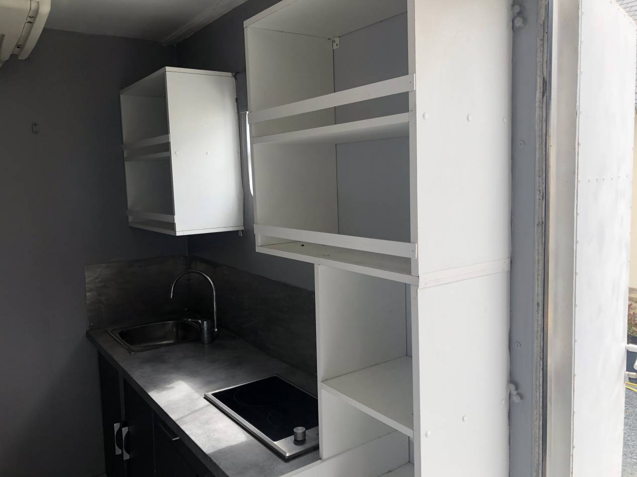 Camion per Cavalli Renault MIDLUM 240 DXI - 16 tonnes 2008 Occasione