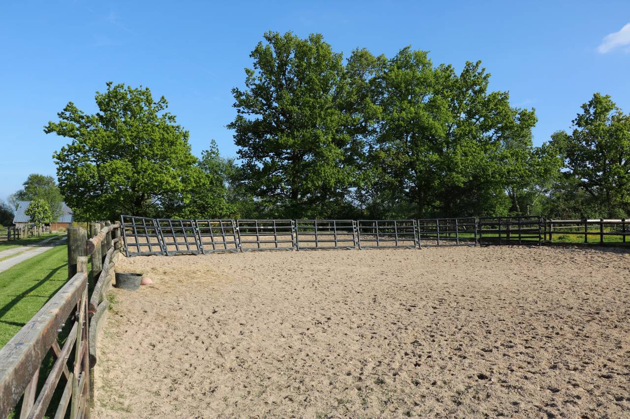 Centro di stagione cavallo In vendita Calvados