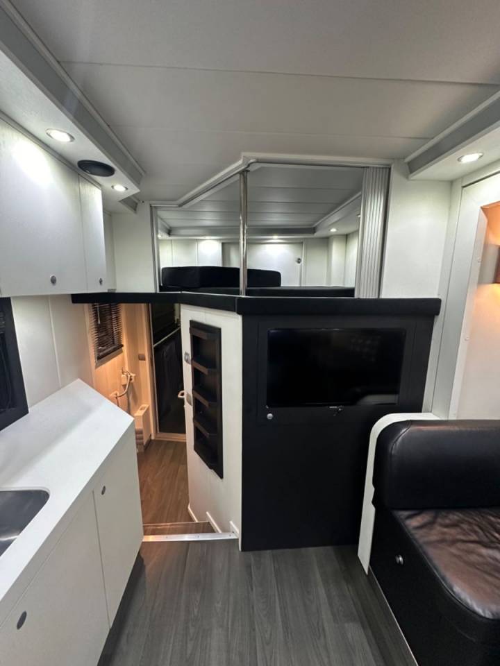 Camion per Cavalli Altra marca VOLVO 0 Occasione