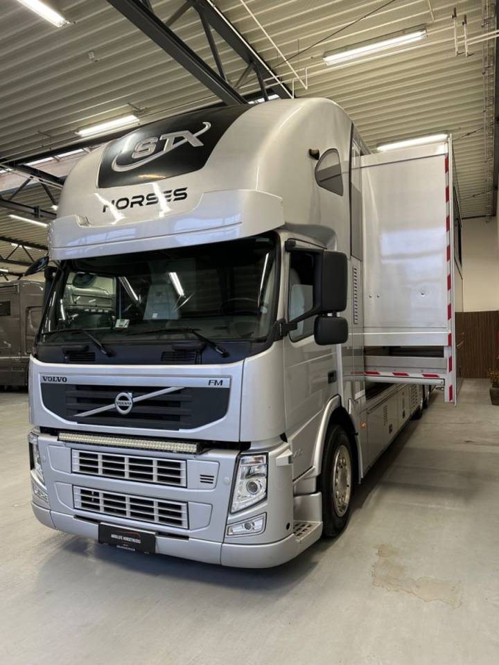Camion per Cavalli Altra marca VOLVO 0 Occasione