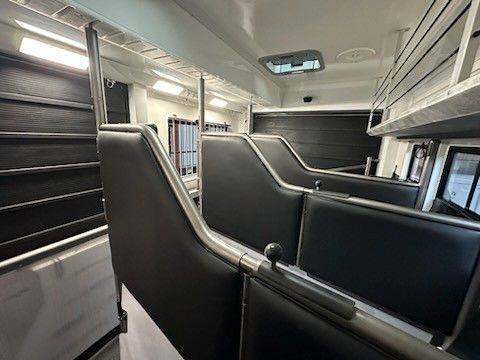 Camion per Cavalli Altra marca VOLVO 0 Occasione