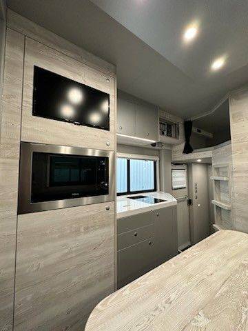 Camion per Cavalli Altra marca VOLVO 0 Occasione