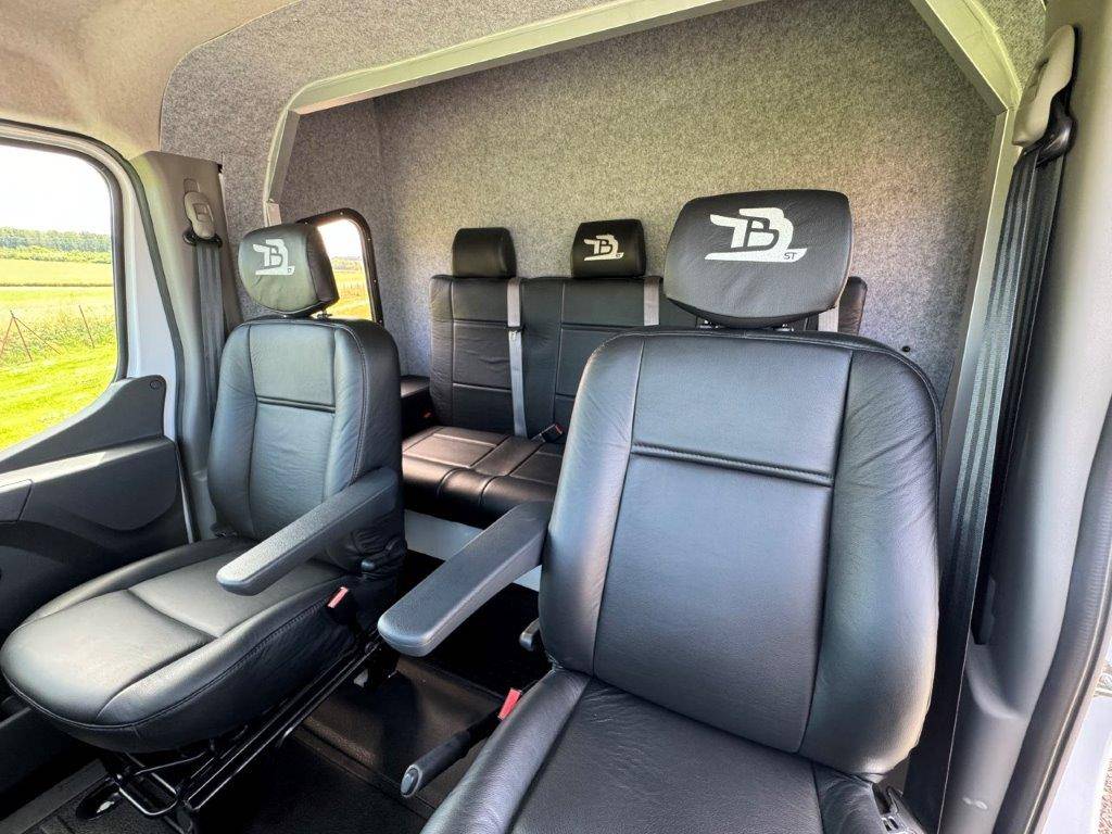 Van per Cavalli TBST RENAULT MASTER 2024 Nuovo