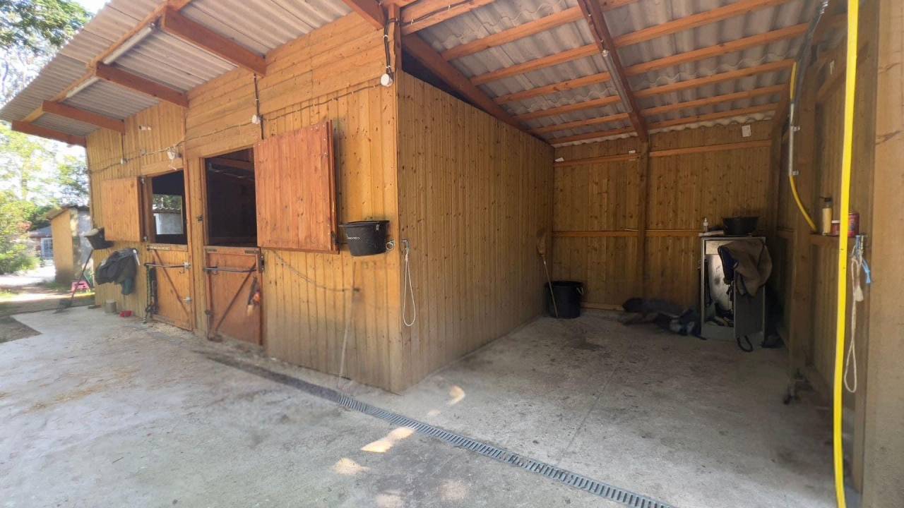 Propriet&agrave; equestre In vendita Aude