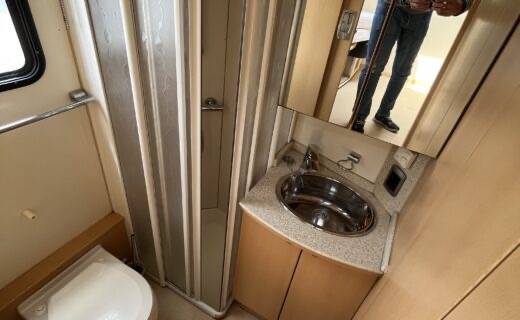 Camion per Cavalli Mercedes actros 2000 Occasione