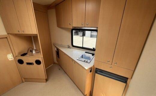 Camion per Cavalli Mercedes actros 2000 Occasione