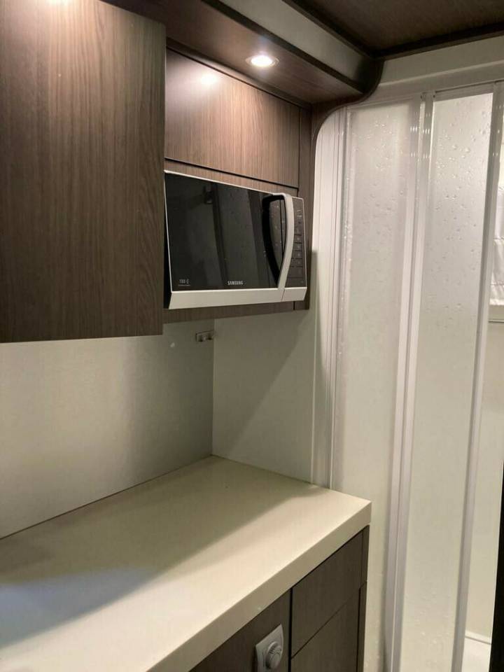 Camion per Cavalli Iveco IVECO 0 Occasione