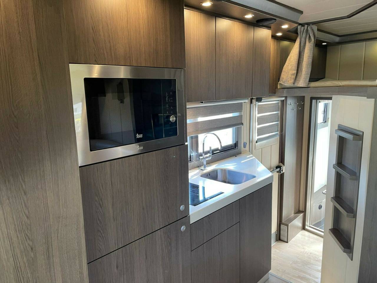 Camion per Cavalli Iveco IVECO 0 Occasione