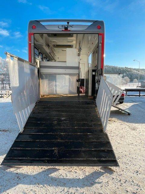 Camion per Cavalli Altra marca VOLVO 0 Occasione