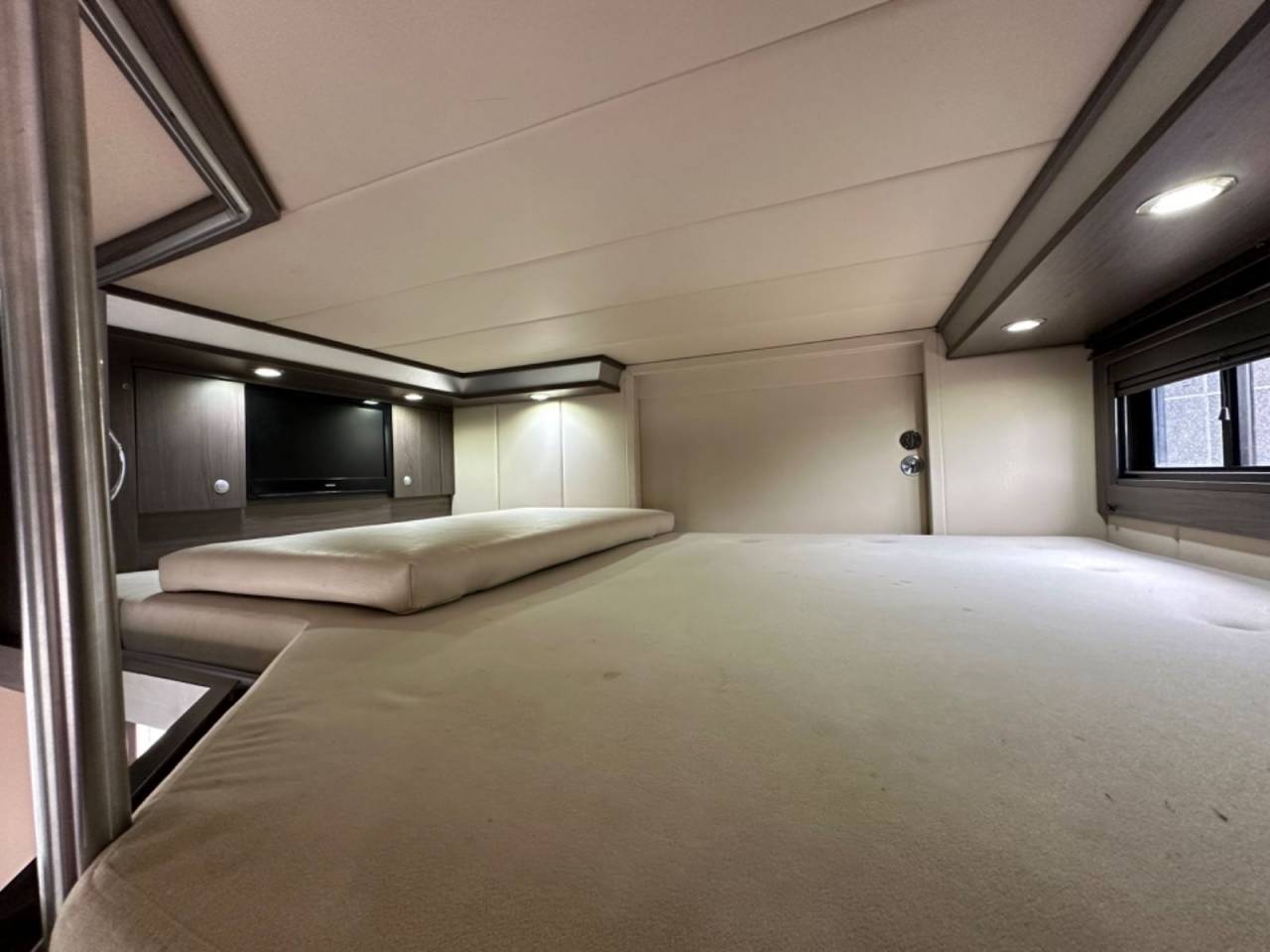 Camion per Cavalli Altra marca VOLVO 0 Occasione