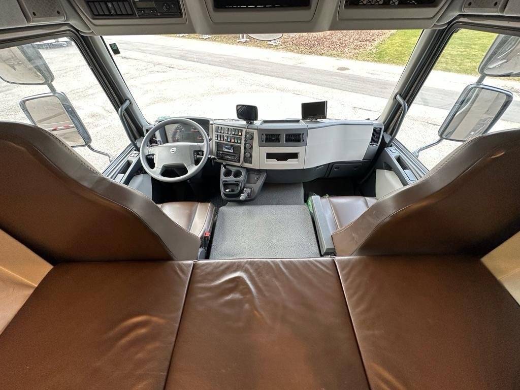 Camion per Cavalli Altra marca VOLVO 0 Occasione