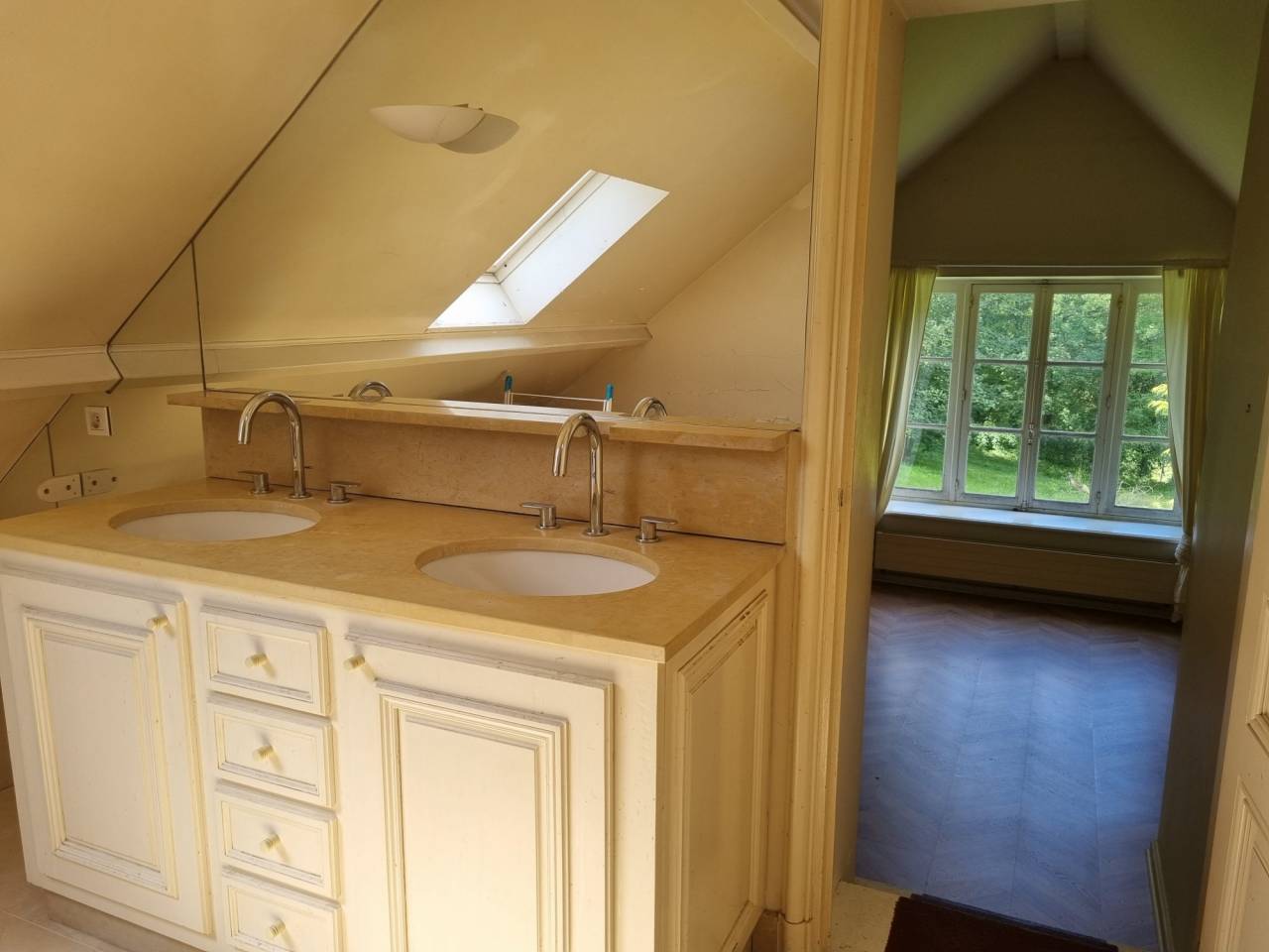 Scuderia per proprietari In vendita Val-d'Oise