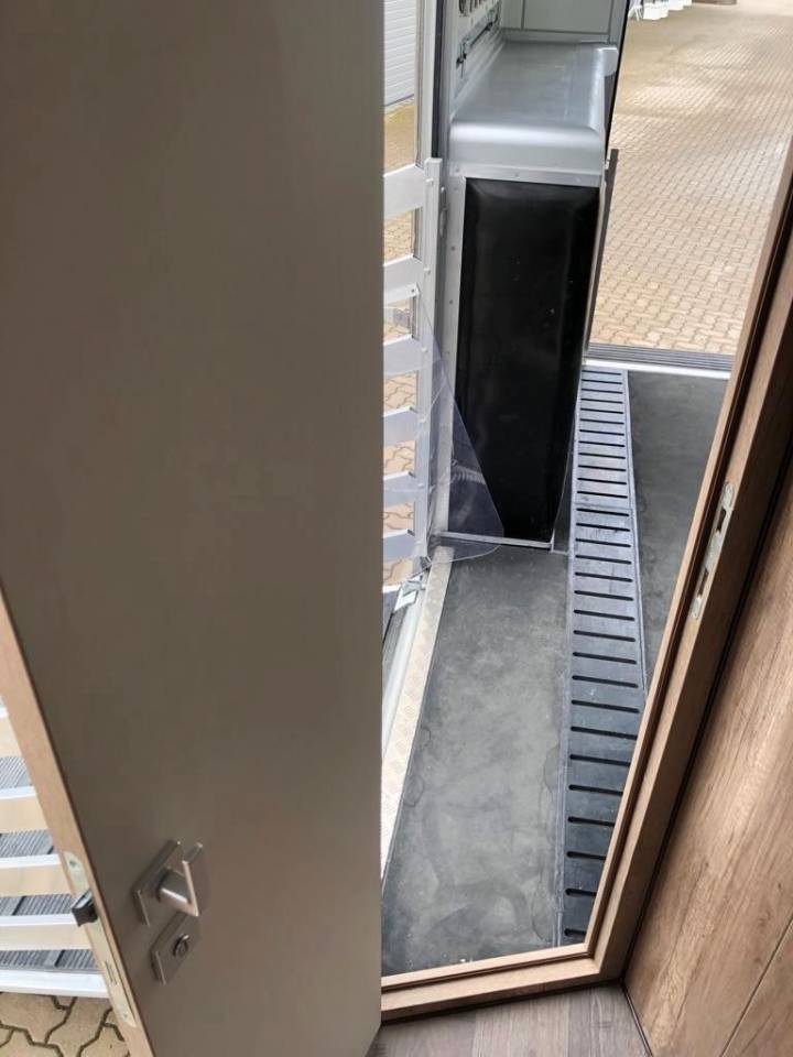 Camion per Cavalli Altra marca FUSO  0 Nuovo