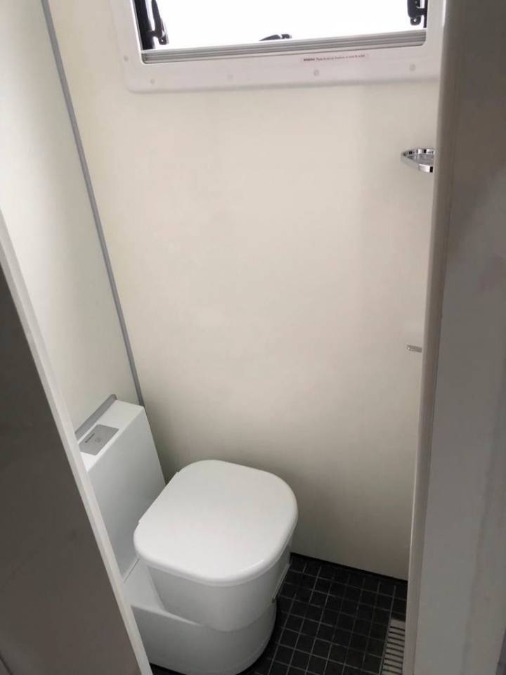 Camion per Cavalli Altra marca FUSO  0 Nuovo