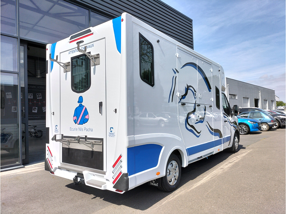 Van per Cavalli Theault PROTEO Switch 2022 Occasione