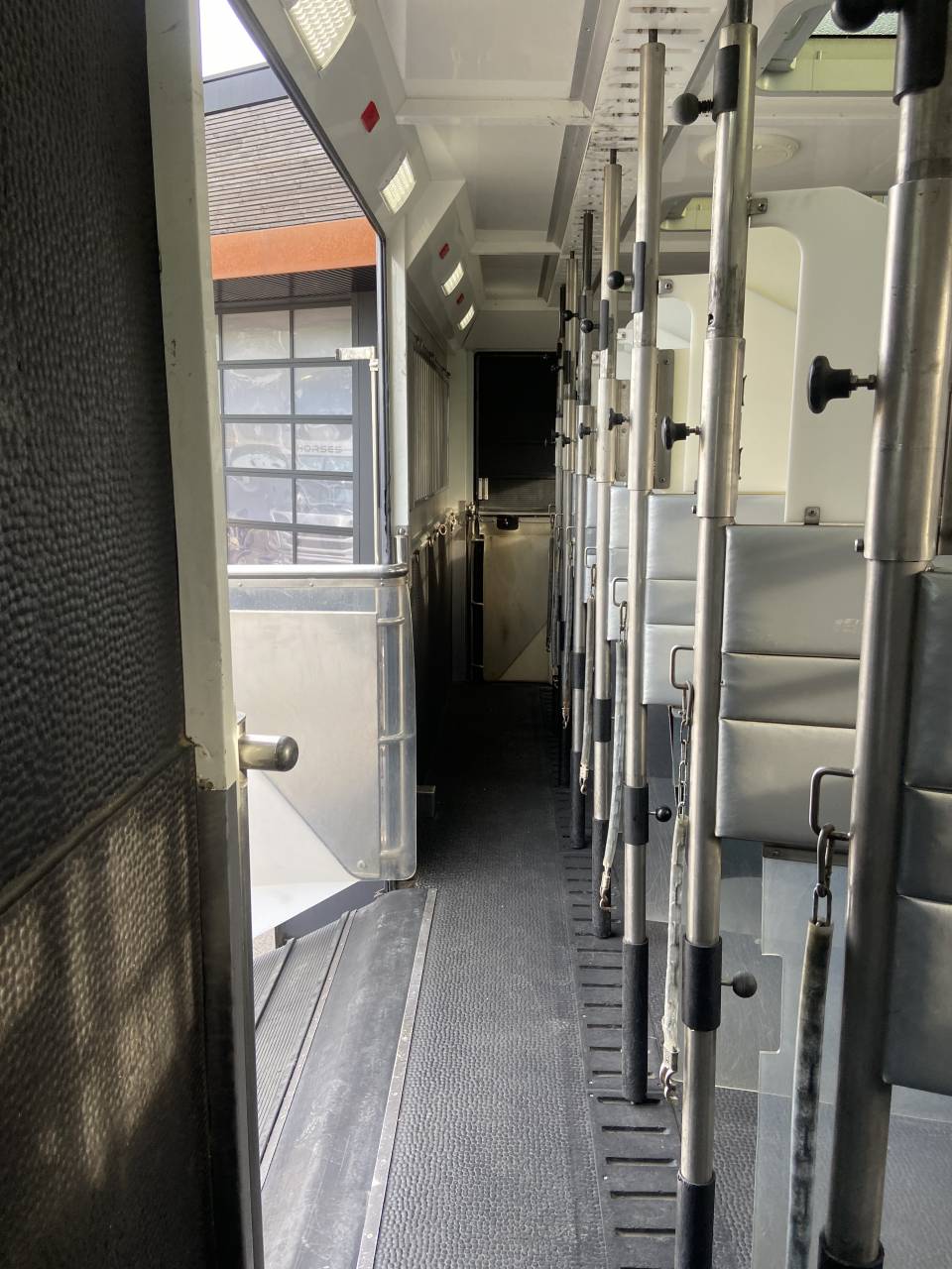 Camion per Cavalli STX  2015 Occasione